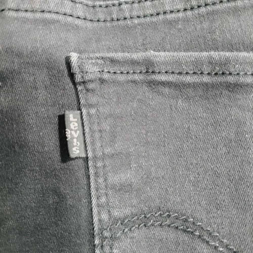 Levi's 711 Skinny Jeans Womens 16W Black Dark Wash Mid Rise Stretch Denim - Picture 3 of 16